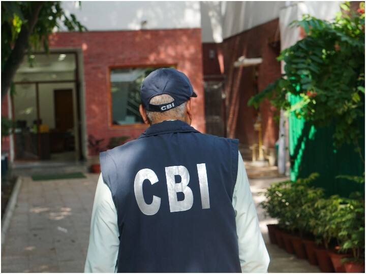 Delhi Excise Case CBI Issues Look Out Circular Against Eight Persons Named As Accused In The Case Delhi Excise કેસ મામલે 8 આરોપીઓ સામે લુક આઉટ નોટીસ જાહેર, જાણો કોના પર સકંજો કસાયો
