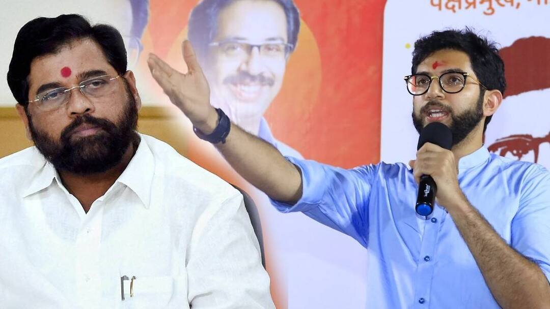 Maharashtra Political Marathi News Aditya Thackeray criticized on eknath shinde and mla in jalgaon Aditya Thackeray : 'हे गद्दारांचं सरकार आहे, त्यामुळे हे कोसळणारच' आदित्य ठाकरेंची एकनाथ शिंदेंसह बंडखोर आमदारांवर टीका