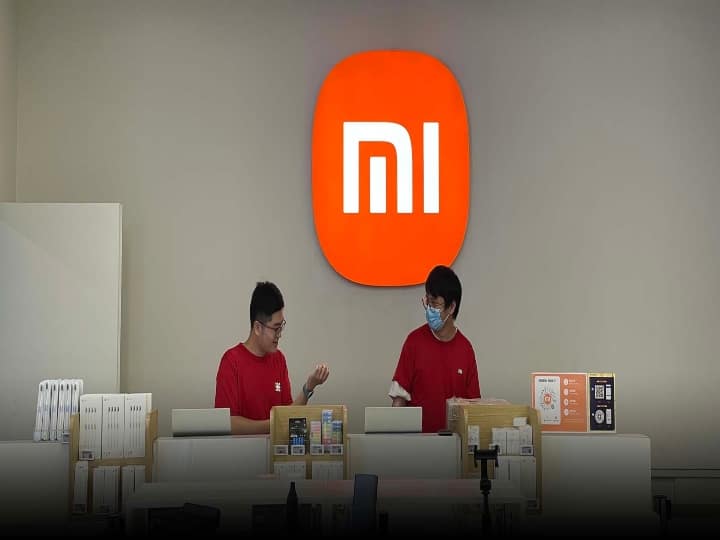 Xiaomi Cuts Over 900 Jobs Amid Global Downturn: Report சீனாவில் தீவிரமாகும் பொருளாதார சிக்கல்! 900 க்கும் மேற்பட்ட வேலைகளை நீக்கிய சியோமி!