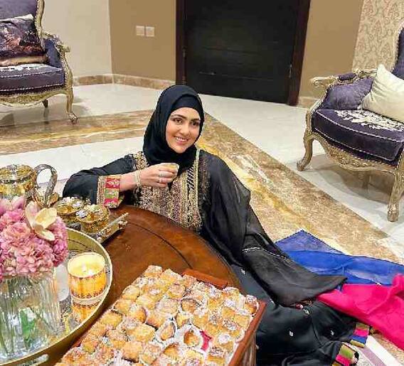 अभिनेत्री सना खानबद्दल ‘या’ गोष्टी माहितीयेत का?