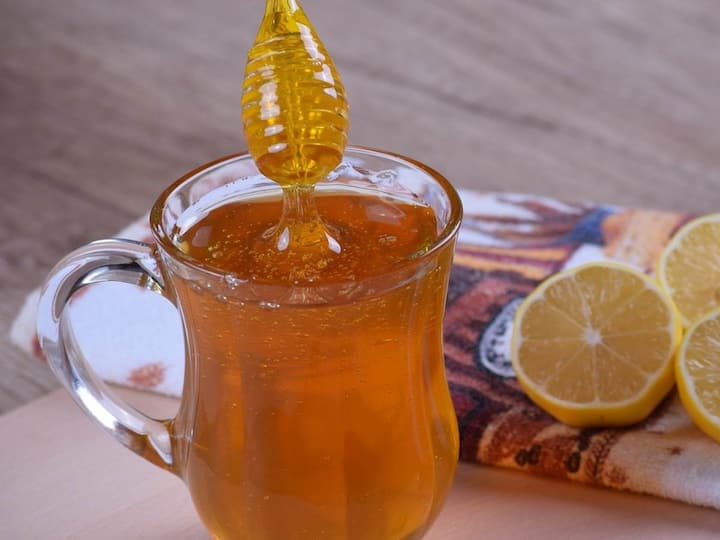 If you drink a spoonful of 'Golden Honey' every day, you can get rid of that problem and you can make it at home Golden Honey: ‘గోల్డెన్ హనీ’ రోజుకో స్పూను తాగితే ఆ సమస్యలన్నీ దూరం, దీన్ని ఇంట్లోనే తయారు చేసుకోవచ్చు