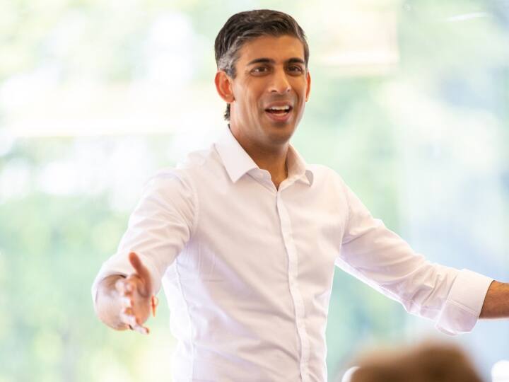 UK Prime Minister Race Rishi Sunak in direct Competion with Liz Truss UK PM Race: टक्कर का हुआ ब्रिटेन पीएम पद का चुनाव, वीडियो जारी कर ये बोले ऋषि सुनक