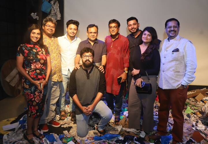 প্রতীক্ষার অবসান। প্রকাশ্যে জনপ্রিয় ওটিটি প্ল্যাটফর্ম (OTT Platform) 'ক্লিক'-এর (Klikk) আগামী রিলিজ 'ভাগাড়'-এর ট্রেলার (Bhagar Trailer Out)। পরিচালনায় রাজদীপ ঘোষ (Rajdeep Ghosh)। নজর কাড়ল ট্রেলার।