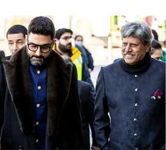 IFFM Awards: ઓસ્ટ્રેલિયાના મેલબોર્નમાં કપિલ દેવ સાથે અભિષેક બચ્ચને ફરકાવ્યો તિરંગો ધ્વજ...