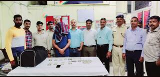 RPF Nagpur : 13 लाखांच्या मुद्देमालासह मुंबईच्या चोरट्याला नागपुरात अटक