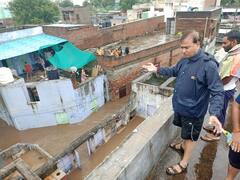 In Pics: बूंदी में कॉलोनियों में घुसा बाढ़ का पानी, प्रशासन ने घरों तक पहुंचाए खाने के पैकेट, देखें तस्वीरें