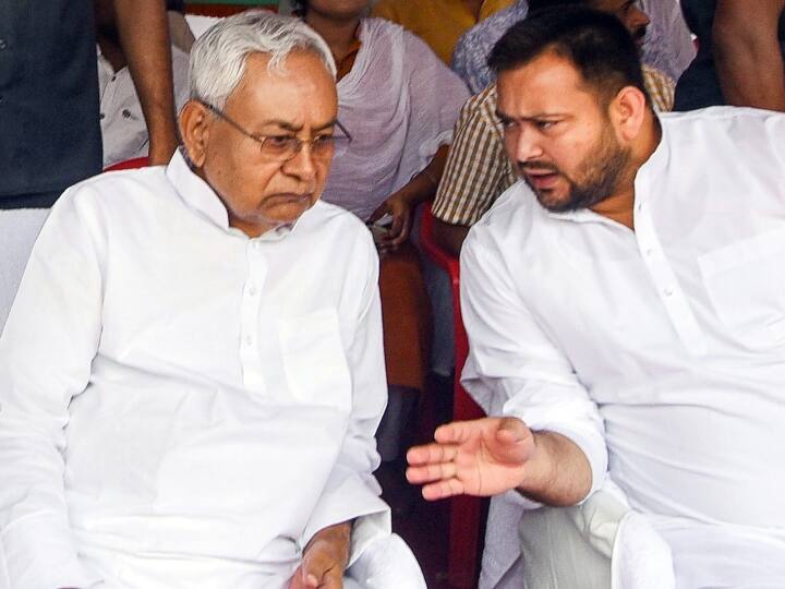 Biahr News Tejashwi Yadav said Nitish Kumar can be a strong PM candidate if Opposition Support Bihar Politics : तेजस्वी यादव ने कहा- अगर विपक्ष चाहे तो पीएम पद के सशक्त कैंडिडेट हो सकते हैं नीतीश कुमार
