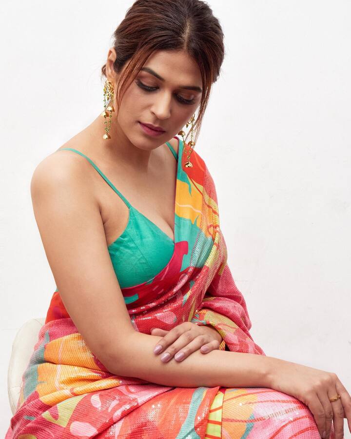 శ్రద్ధాదాస్ ( Image Credit: Shraddha Das/Instagram)