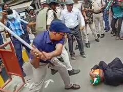 पटना में शिक्षकों पर लाठी बरसाने वाले ADM पर होगी कार्रवाई? डीएम ने दिए जांच के आदेश