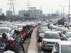 Kisan Mahapanchayat: जंतर-मंतर पर किसानों की महापंचायत के चलते दिल्ली के बॉर्डर पर लगा जाम, सामने आई तस्वीरें