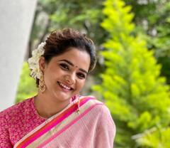 In Pics : मराठमोळी अभिनेत्री भाग्यश्रीचा साऊथमध्येही जलवा, स्माईल आहे खासच