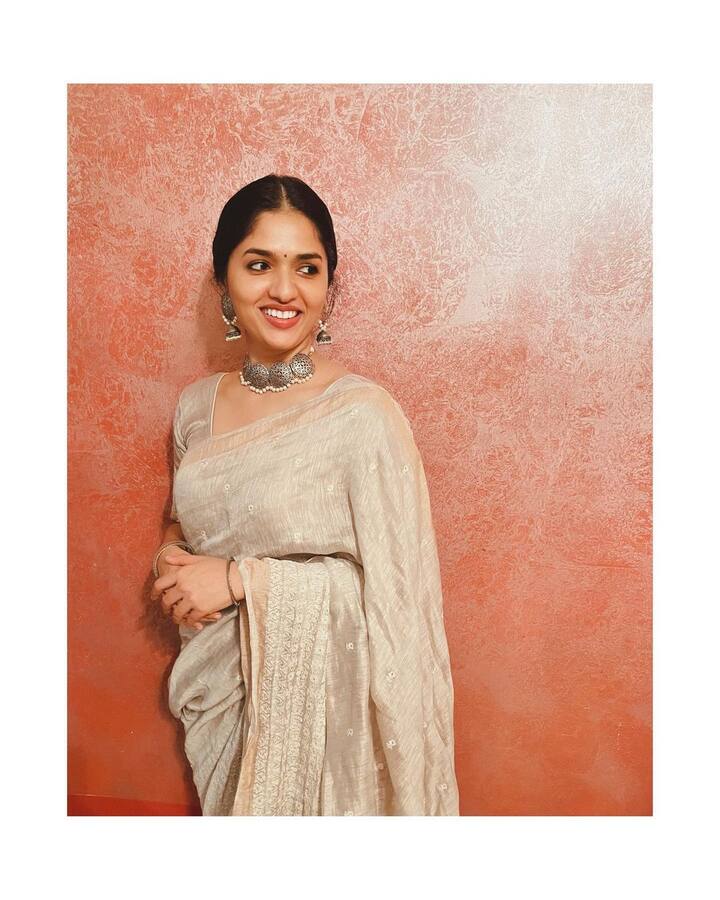 என் கண்ணில் வந்து நின்று என்னை பறித்தாய் என்னாகும் உயிரே