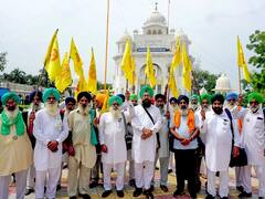 Farmers Return To Delhi's Jantar Mantar To Hold Massive Protest, Traffic Movement Hit | IN PICS