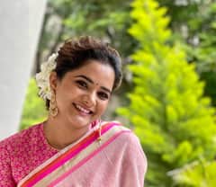 In Pics : मराठमोळी अभिनेत्री भाग्यश्रीचा साऊथमध्येही जलवा, स्माईल आहे खासच