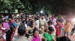 Nashik Crime : नाशिकच्या गंजमाळ परिसरात दोन गटात तुंबळ हाणामारी, दगड फेकीत पोलीस बचावले! 