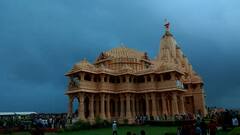 Shrawan 2022: શ્રાવણ મહિનાના અંતિમ સોમવારે સોમનાથ મહાદેવને વરૂણ દેવનો જળાભિષેક, વરસતા વરસાદમાં ભોળાનાથના દર્શન માટે ભક્તોએ લગાવી લાઈન