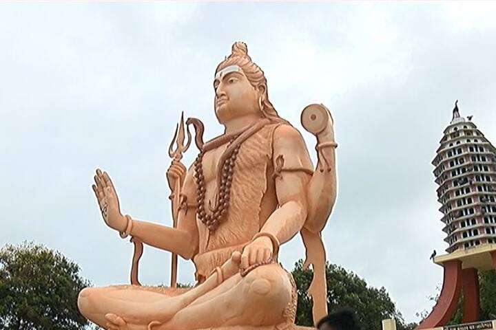 ભક્તિમાં ભીંજવતો પવિત્ર માસ એટલે શ્રાવણ માસ અને શ્રાવણ માસના છેલ્લા સોમવારનું એક વિશેષ મહત્વ છે