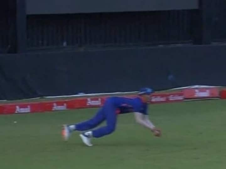 India vs Zimbabwe 3rd ODI Highlights Shubman Gill Diving Catch To Dismiss Sikandar Raza In Ind vs Zim 3rd ODI Ind vs Zim: Shubman Gill Takes Acrobatic Diving Catch To Dismiss Centurion Sikandar Raza In 3rd ODI. Watch Viral Video