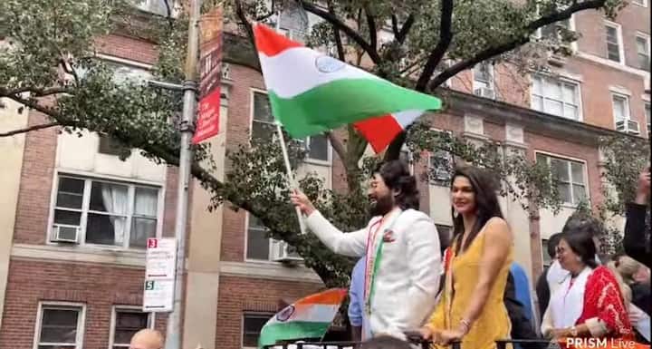 న్యూయార్క్ లో జరిగిన ఇండియా డే పరేడ్ లో పాల్గొన్న ఐకానిక్ స్టార్ అల్లు అర్జున్, సతీమణి స్నేహా రెడ్డి.