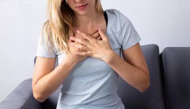 ਇਸ ਨਾਲ ਛਾਤੀ 'ਤੇ ਜਲਨ, ਪੇਟ ਦੀ ਸਮੱਸਿਆ, ਪਿਸ਼ਾਬ ਨਾਲ ਜੁੜੀਆਂ ਸਮੱਸਿਆਵਾਂ, ਚਮੜੀ 'ਤੇ ਧੱਫੜ, ਤੇਜ਼ ਖਾਰਸ਼, ਗਲੇ ਜਾਂ ਮੂੰਹ 'ਚ ਖੁਜਲੀ ਆਦਿ।