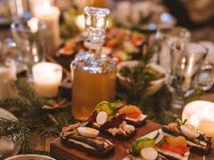 Tea Tree Oil: চুল এবং ত্বকের পরিচর্যায় কীভাবে কাজে লাগে টি-ট্রি অয়েল?