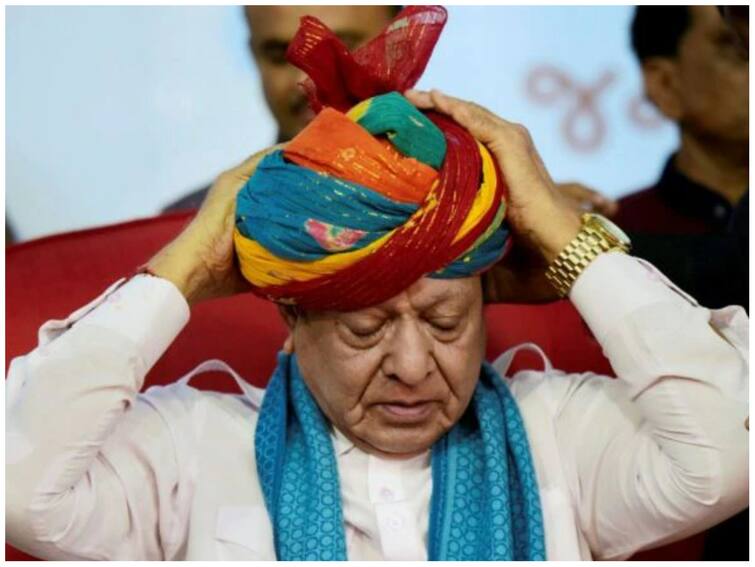 Shankersinh Vaghela announced to launch new political party Prajashakti Democratic Party गुजरात के पूर्व सीएम शंकरसिंह वाघेला ने बनाई नई पार्टी, बीजेपी पर लगाया भ्रष्टाचार का आरोप