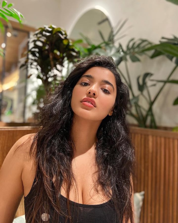 కేతికా శర్మ హాట్ ఫోటోస్ -Image Credit: Kethika Sharma/Instagram