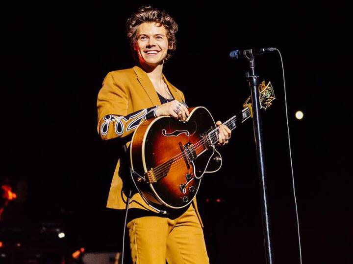 Harry Styles Opens Up On His Journey To Embrace His Sexuality Harry Styles Opens Up On His Journey To Embrace His Sexuality