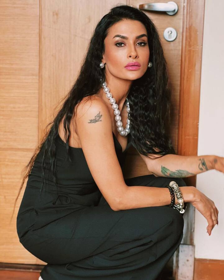 छोट्या पडद्यावरील 'बिग बॉस 14'चे वादग्रस्त वास्तव संपून बराच काळ लोटला असला तरी या सीझनमध्ये दिसणारे कलाकार अजूनही चर्चेत आहेत. (फोटो सौजन्य : pavitrapunia_/इंस्टाग्राम)