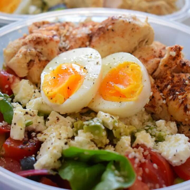 ਅੰਡੇ ਨੂੰ ਸਾਡੇ ਸਰੀਰ ਲਈ ਸੁਪਰਫੂਡ ਮੰਨਿਆ ਜਾਂਦਾ ਹੈ। ਨਾਸ਼ਤੇ ਵਿੱਚ ਅੰਡੇ ਨੂੰ ਨਿਯਮਤ ਤੌਰ 'ਤੇ ਸ਼ਾਮਲ ਕਰਕੇ, ਤੁਸੀਂ ਆਪਣੇ ਸਰੀਰ ਦੀ ਵੱਧ ਰਹੀ ਚਰਬੀ ਨੂੰ ਘਟਾ ਸਕਦੇ ਹੋ।