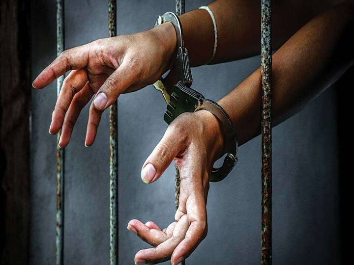 Rajasthan News Fake army officer roaming in Amer palace arrested in Jaipur Jaipur News: आमेर महल में सेना का अधिकारी बनकर घूम रहा आरोपी गिरफ्तार, ऐसे हुआ फर्जीवाड़े का खुलासा