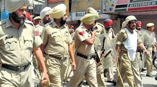 Security tight before PM Modis visit to Punjab, 2 km area sealed in Mohali, Section 144 enforced ਪ੍ਰਧਾਨ ਮੰਤਰੀ ਮੋਦੀ ਦੇ ਪੰਜਾਬ ਦੌਰੇ ਤੋਂ ਪਹਿਲਾਂ ਸੁਰੱਖਿਆ ਸਖ਼ਤ, ਮੁਹਾਲੀ 'ਚ 2 ਕਿਲੋਮੀਟਰ ਤੱਕ ਇਲਾਕਾ ਸੀਲ, ਧਾਰਾ 144 ਲਾਗੂ
