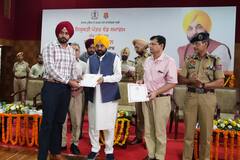 ਸੀਐਮ ਭਗਵੰਤ ਮਾਨ ਨੇ ਪੰਜਾਬ ਪੁਲਿਸ 'ਚ ਭਰਤੀ 4358 ਸਿਪਾਹੀਆਂ ਨੂੰ ਸੌਂਪੇ ਨਿਯੁਕਤੀ ਪੱਤਰ, ਅਪਰਾਧੀਆਂ ਨਾਲ ਸਿੱਝਣ ਲਈ ਆਪਣੇ ਹੁਨਰ ਨੂੰ ਤਰਾਸ਼ਣ ਲਈ ਆਖਿਆ