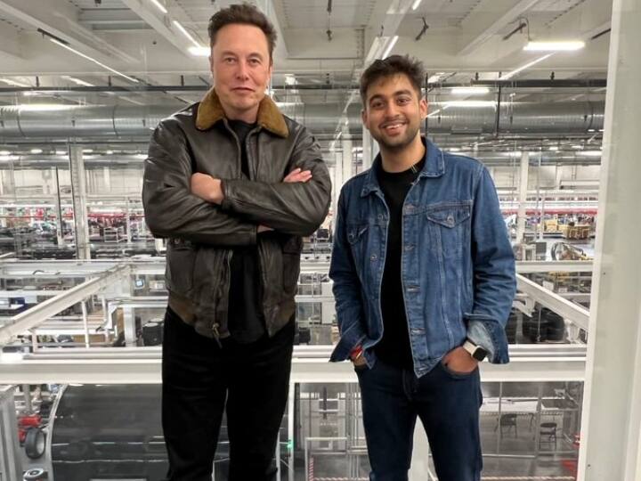 Tesla Motors CEO Elon Musk Pune software engineer Pranay Pathole dream of meeting Elon Musk came true पुणे के सॉफ्टवेयर इंजीनियर का एलन मस्क से मिलने का ड्रीम हुआ पूरा, बोले- कभी नहीं देखा ऐसा...