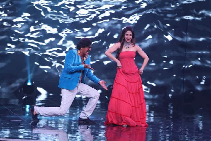 Shakti Kapoor And Chunky Panday In DID Super Moms: पॉपुलर रिएलिटी शो 'डीआईडी सुपर मॉम्स' (DID Super Moms) इन दिनों टीवी पर खूब धमाल मचा रहा है.