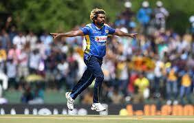 ১৫ ম্যাচে ৩৩ উইকেট নিয়ে এশিয়া কাপের ইতিহাসে সর্বাধিক উইকেটের মালিক প্রাক্তন লঙ্কা পেসার লাসিথ মালিঙ্গা। সেরা পেসার ৩৪/৫।