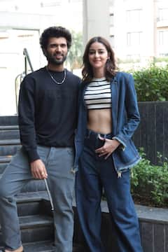 Vijay Deverakonda, Ananya Panday Promote Liger In Delhi