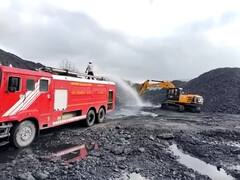 सोनभद्र में बीते महीने मिले 10 लाख टन अवैध कोयले में लगातार बढ़ रही आग, प्रशासन कर रहा ये इंतजाम