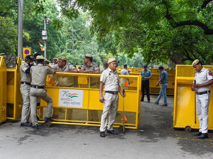 Karnataka: Prohibitory Orders Clamped In Kodagu From Aug 24-27, Liquor Sale Banned Karnataka: Prohibitory Orders Clamped In Kodagu From Aug 24-27, Liquor Sale Banned