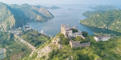 Jaisamand Lake: उदयपुर में है एशिया की दूसरी सबसे बड़ी मानव निर्मित झील, खूबसूरती देख खुश हो जाएगा मन