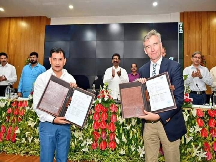 UK और आयरलैंड की यूनिवर्सिटीज में स्कॉलरशिप पर पढ़ेंगे झारखंड के प्रतिभाशाली युवा, जानें बड़ी बात Talented youth of Jharkhand will study on scholarship in UK and Ireland universities, know in details UK और आयरलैंड की यूनिवर्सिटीज में स्कॉलरशिप पर पढ़ेंगे झारखंड के प्रतिभाशाली युवा, जानें बड़ी बात