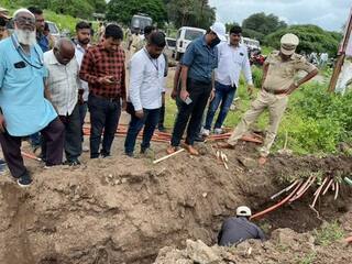 Aurangabad Water Issue: तब्बल 227 अनधिकृत नळ कनेक्शन तोडले; न्यायालयाने फटकारताच मनपा ॲक्शन मोडमध्ये Aurangabad Water Issue: तब्बल 227 अनधिकृत नळ कनेक्शन तोडले; न्यायालयाने फटकारताच मनपा ॲक्शन मोडमध्ये