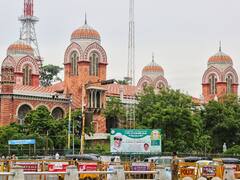 अन्नाद्रमुक के नेतृत्व मामला में पलानीस्वामी की याचिकाओं पर सुनवाई 25 अगस्त तक टली