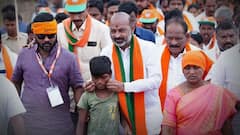 Praja Sangrama Yatra Stopped: బీజేపీకి నోటీసులు జారీ చేసిన జనగామ జిల్లా కమిషనరేట్ | DNN | ABP Desam