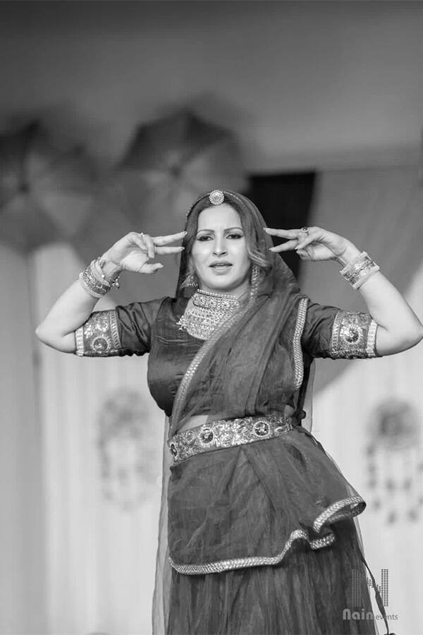 शॉर्ट व्हिडीओ प्लॅटफॉर्म टिकटॉकवरील व्हिडीओंमुळे त्या प्रचंड चर्चेत आल्या होत्या