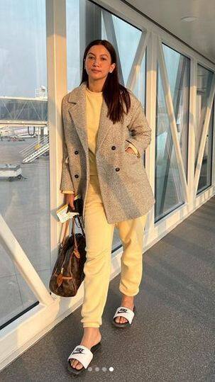 ਇਹ ਦਾਅਵਾ ਕੀਤਾ ਗਿਆ ਸੀ ਕਿ ਸਾਲ 2003 ਵਿੱਚ ਗੌਹਰ ਖਾਨ ਨੇ ਨਿਰਦੇਸ਼ਕ ਅਤੇ ਕੋਰੀਓਗ੍ਰਾਫਰ ਫਰਾਹ ਖਾਨ ਦੇ ਭਰਾ ਸਾਜਿਦ ਖਾਨ ਨਾਲ ਮੰਗਣੀ ਕਰ ਲਈ ਸੀ। ਪਰ ਨਿੱਜੀ ਕਾਰਨਾਂ ਕਰਕੇ ਦੋਵੇਂ ਇੱਕ ਦੂਜੇ ਤੋਂ ਵੱਖ ਹੋ ਗਏ।