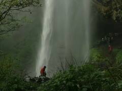 PHOTO : दोन्ही बाजूने पाहता येणारा कोकणातील एकमेव बाबा धबधबा