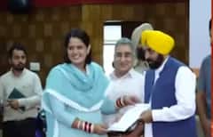 ਸੀਐਮ ਭਗਵੰਤ ਮਾਨ ਨੇ ਪੰਜਾਬ ਪੁਲਿਸ 'ਚ ਭਰਤੀ 4358 ਸਿਪਾਹੀਆਂ ਨੂੰ ਸੌਂਪੇ ਨਿਯੁਕਤੀ ਪੱਤਰ