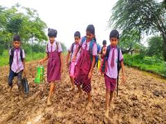 Photo: भारत स्वातंत्र्य झाल्यापासून 'या' गावात पक्का रस्ता झालाच नाही