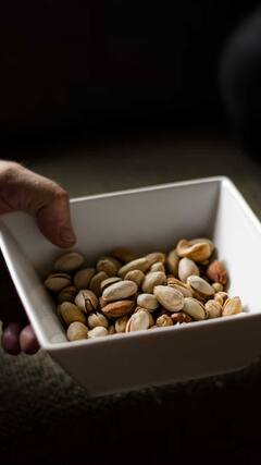 Pistachio Benefits : पिस्ता खाण्याचे एक, दोन नाही तर अनेक फायदे